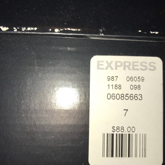 Express Booties - Picture 2 of 4